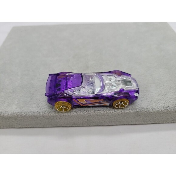 Hot Wheels Purple Nerve Hammer Car 1:64 - Picture 3 of 14